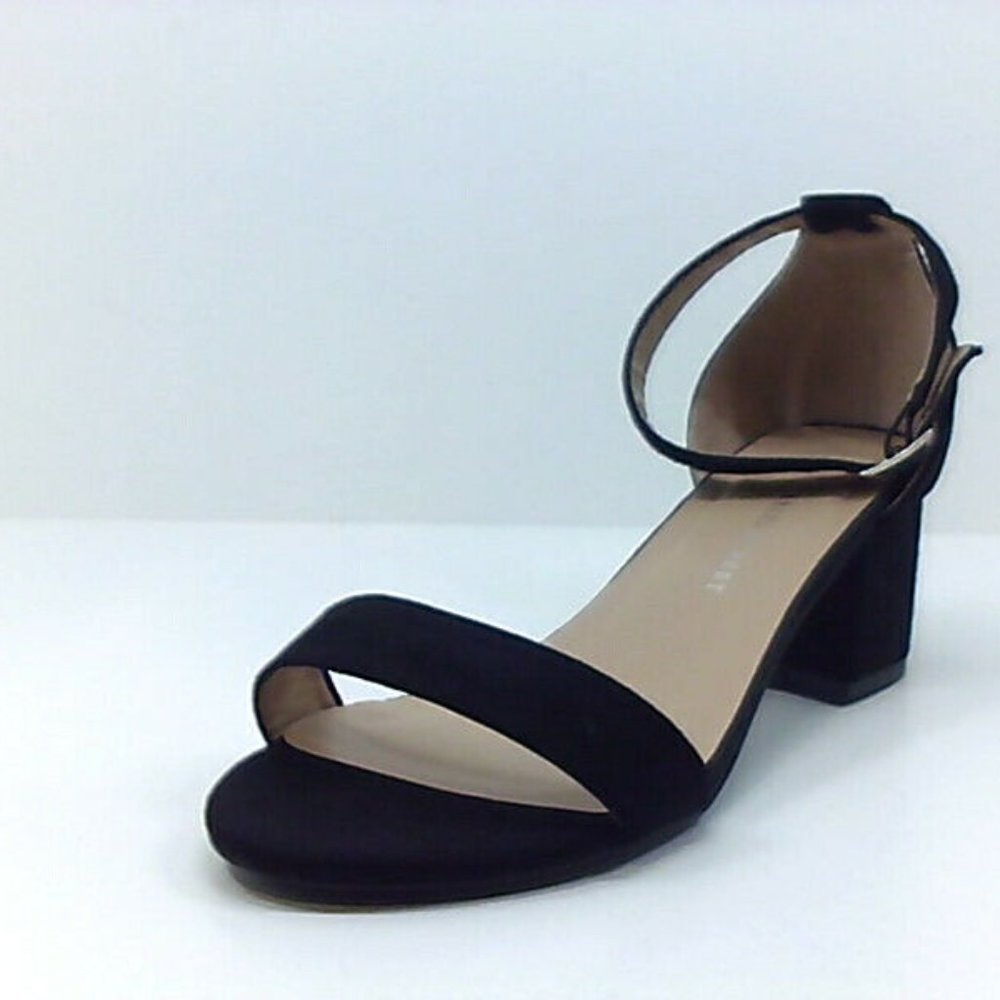 Fashion Women’s Ankle Strap Heel Sandal - Black